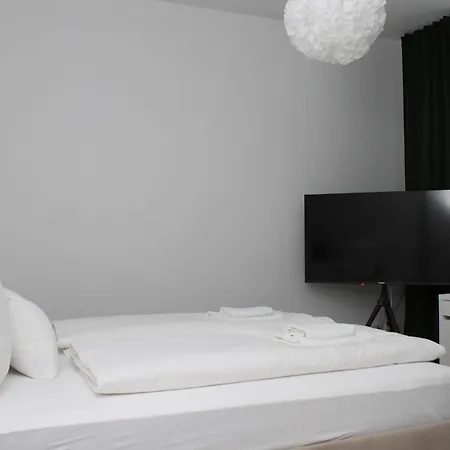 Lejlighed 50 Meter Vom Rathaus - Komfortable Im Herzen Von 6 Schlafplaetze, Kueche, Waschmaschine *