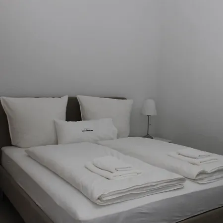 Apartament 50 Meter Vom Rathaus - Komfortable Im Herzen Von 6 Schlafplaetze, Kueche, Waschmaschine Paderborn